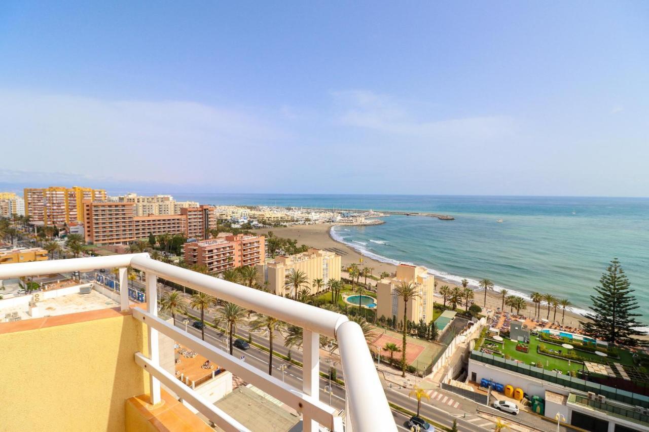 شقة Penthouse With Panoramic Views - Puerto Marina بينالماذينا المظهر الخارجي الصورة