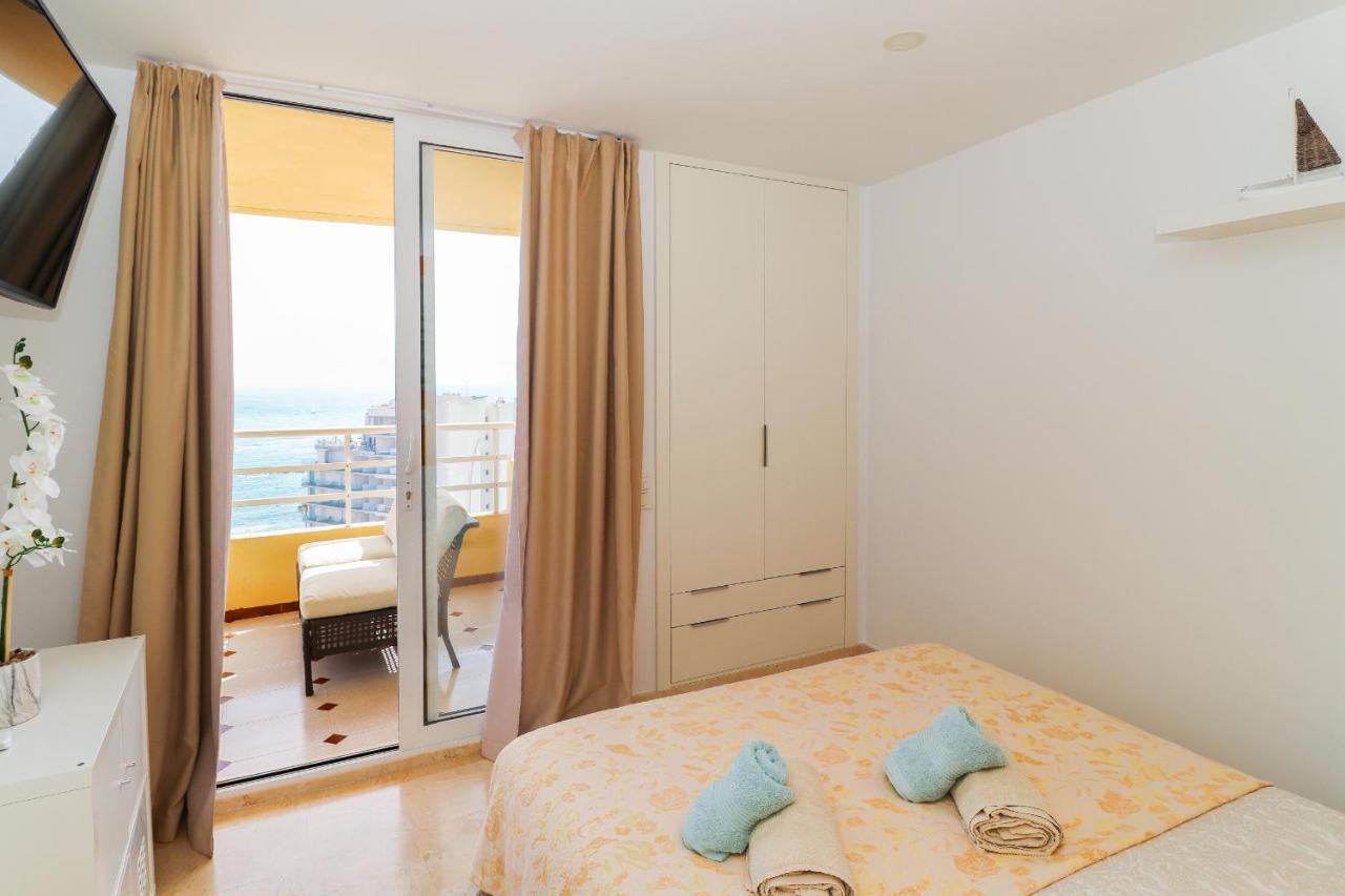 شقة Penthouse With Panoramic Views - Puerto Marina بينالماذينا المظهر الخارجي الصورة